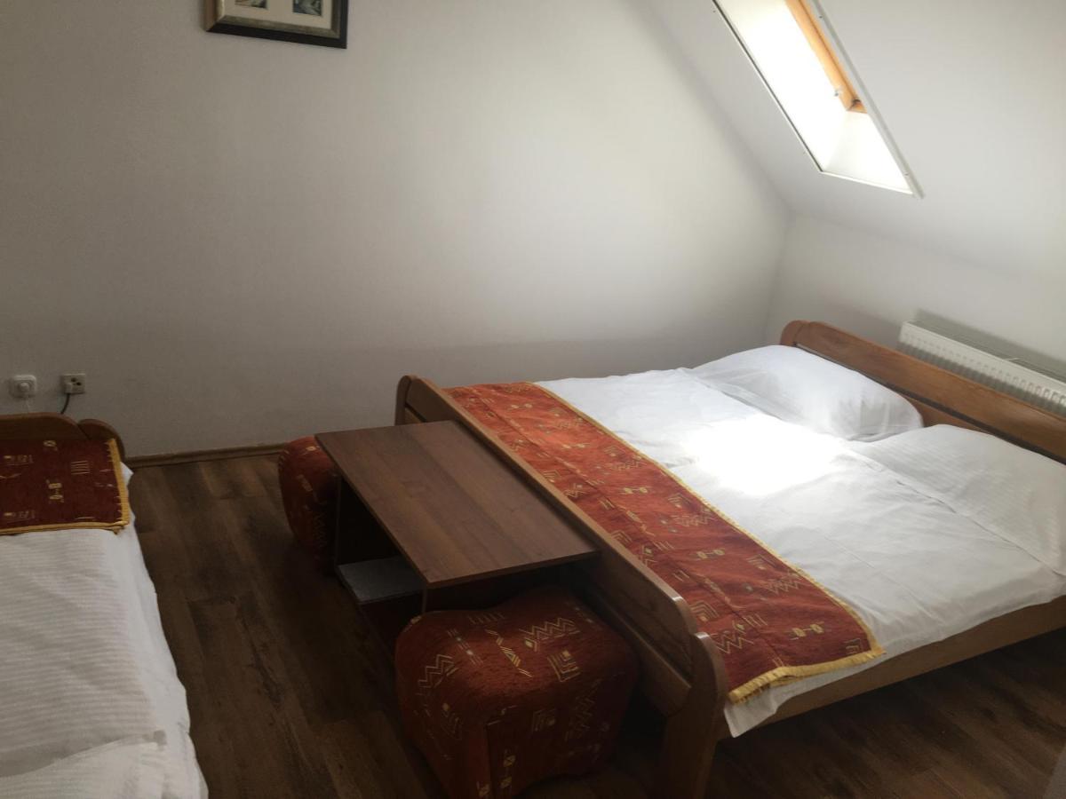 TiszafüredNaphaz Panzio住宿加早餐旅馆 外观 照片